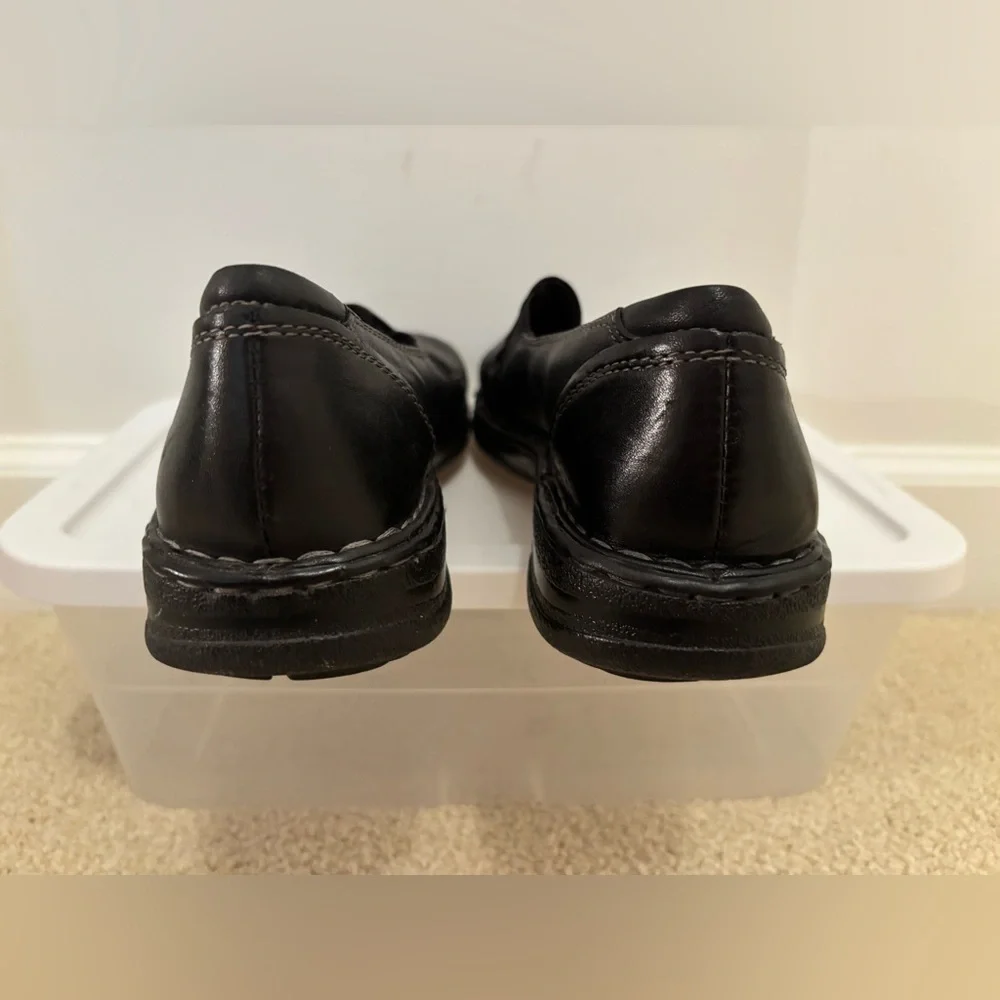 Bass Lorelei black leather slip-on - size 9